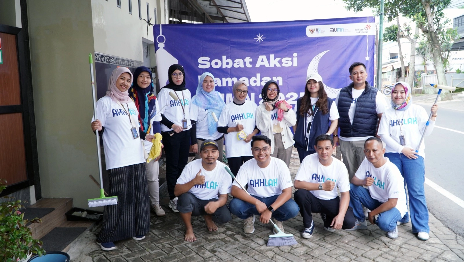 Telkom Perkuat Komitmen ESG Lewat Sobat Aksi BUMN 2025 di Desa Karangploso